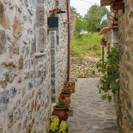 Villa Platipodi Stone House Nikithianos Exterior foto