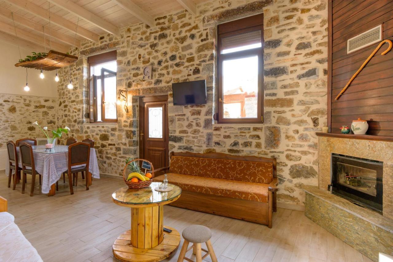 Platipodi Stone House Hébergement de vacances